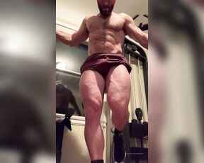 Muscled Madison aka cmadison - 04-01-2020 OnlyFans Video - My favorite quad exercise