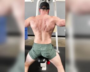 Muscled Madison aka cmadison - 12-08-2024 OnlyFans Video - Thought Id give you a 360 view