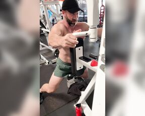 Muscled Madison aka cmadison - 12-08-2024 OnlyFans Video - Thought Id give you a 360 view