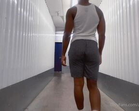 AugustTooThick aka augusttoothick OnlyFans - Got horny in the hallway and tried to make something risqu very fast would you