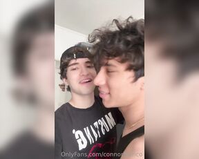 Lucas Kazan aka italiancollegeboy - 08-24-2023 OnlyFans Video - We started with some kisses and we touch our bodies