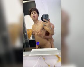 Rodrigo aka soyrodrgo19cm - 10-30-2024 OnlyFans Video - Te gusta como lo hacemos en el espejo