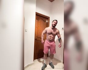 Steve Raider aka steveraider - 04-19-2024 OnlyFans Video - Flex this out