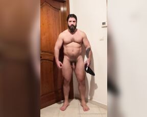 Steve Raider aka steveraider - 12-04-2024 OnlyFans Video - Who would give me a hand right here and flex with me