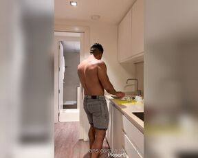 Augusto MX aka augusto04 - 08-15-2022 OnlyFans Video - Mira como le reventé el  a este español tragón , me llegó a la 1