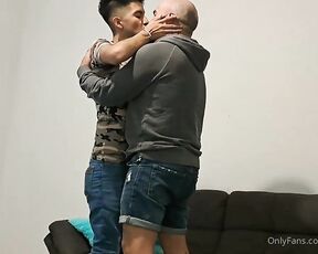 TapatioVergaGruesa aka tapatioverga - 10-19-2023 OnlyFans Video - Preñando al twink