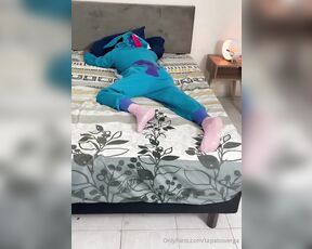 TapatioVergaGruesa aka tapatioverga - 09-12-2024 OnlyFans Video - Le doy su lechita a mi sobrino antes de dormir