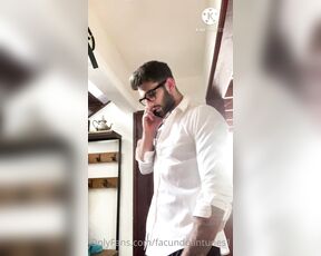 Facundo Antunes aka facundoantunes1 - 12-15-2020 OnlyFans Video - Llegue de la facultad  y mi amigo me llama para ver cómo me había ido