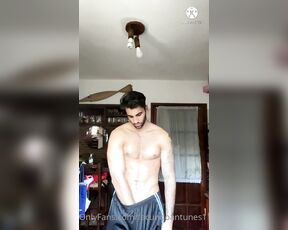 Facundo Antunes aka facundoantunes1 - 07-02-2021 OnlyFans Video - Que ganas de volver al gimnasio que tengo, a entrenar mis músculos  Por suerte mi