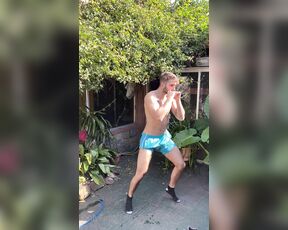 Facundo Antunes aka facundoantunes1 - 08-13-2021 OnlyFans Video - No puede ir al gimnasio así que vine a hacer boxeo en mi casa  el