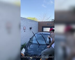 Facundo Antunes aka facundoantunes1 - 08-23-2021 OnlyFans Video - Llego el lavadero de autos  más calientes del condado Te lavó el auto y te