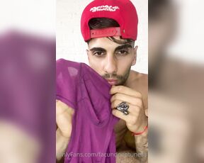 Facundo Antunes aka facundoantunes1 - 10-22-2021 OnlyFans Video - Que rico este bóxer que tengo, tiene muchas manchas de leche  y sigue teniendo mucho