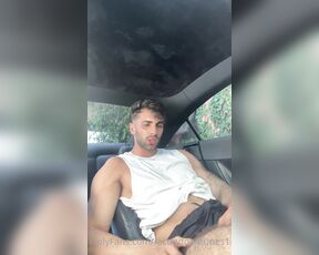 Facundo Antunes aka facundoantunes1 - 12-01-2021 OnlyFans Video - Tenía un poco de calor arriba del auto  y no sabía que hacer  porque