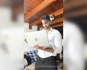 Facundo Antunes aka facundoantunes1 - 05-04-2022 OnlyFans Video - Revisando sus exámenes  vi que más de uno ha reprobado  Qué pasa no se