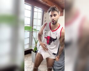 Facundo Antunes aka facundoantunes1 - 07-03-2022 OnlyFans Video - Los estiramientos  en la mañana siempre hacen bien al cuerpo, me gusta estirar mis brazos,