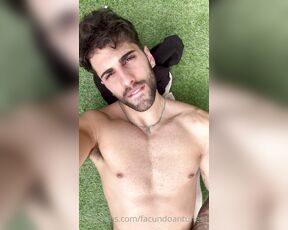 Facundo Antunes aka facundoantunes1 - 08-05-2022 OnlyFans Video - Hay que comenzar a prepararse para el verano no  Por suerte llego tu entrenador favorito