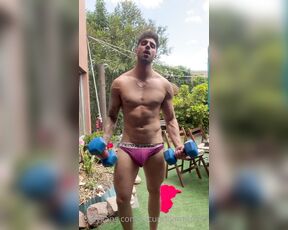 Facundo Antunes aka facundoantunes1 - 11-07-2022 OnlyFans Video - Mi entrenamiento lo dejé de lado para ponerme mi cachondo y chupar mi bóxer con manchas