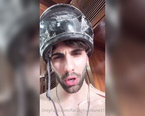 Facundo Antunes aka facundoantunes1 - 09-26-2022 OnlyFans Video - Entro a  a tu maldita casa y cómo no tienes dinero para mi te voy