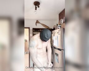 Facundo Antunes aka facundoantunes1 - 05-09-2023 OnlyFans Video - Entro a robar a una casa  y cómo no encontraba nada de valor me masturbe