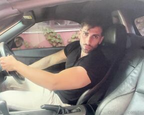 Facundo Antunes aka facundoantunes1 - 04-20-2023 OnlyFans Video - Qué haces ahí parado mirándome  Acaso quieres subir a mi auto  Si te subes