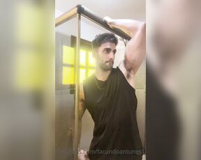 Facundo Antunes aka facundoantunes1 - 06-07-2023 OnlyFans Video - No aguante  me toque dentro de la ducha y largue toda mi rica leche