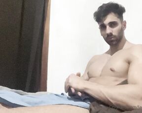 Facundo Antunes aka facundoantunes1 - 06-23-2023 OnlyFans Video - Jueves Si, jueves de LECHE  Siéntate cómo si estuvieras al lado mío mi amor frotando