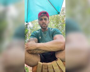 Facundo Antunes aka facundoantunes1 - 11-24-2023 OnlyFans Video - Sentado al sol  con un cigarro en la mano  lo único que me falta