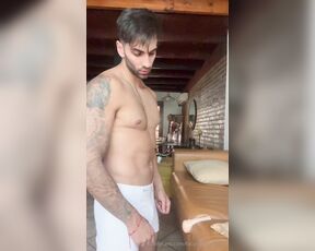 Facundo Antunes aka facundoantunes1 - 01-17-2024 OnlyFans Video - Mira lo que encontré  me imaginé que era tu hoyito rico que estaba atrapad en