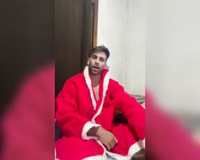 Facundo Antunes aka facundoantunes1 - 12-26-2023 OnlyFans Video - Feliz navidad mis putitos  Santa Claus leyó su carta  y les trajo su regalo