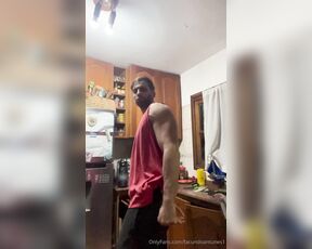 Facundo Antunes aka facundoantunes1 - 05-10-2024 OnlyFans Video - Me preparé la cena pero no me gustó  y justo que te iba a invitar