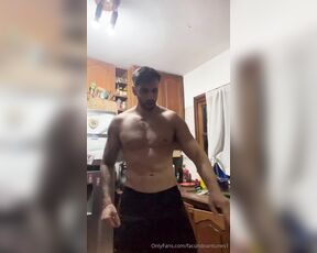 Facundo Antunes aka facundoantunes1 - 05-10-2024 OnlyFans Video - Me preparé la cena pero no me gustó  y justo que te iba a invitar