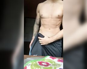 Facundo Antunes aka facundoantunes1 - 05-21-2020 OnlyFans Video - _Hola bebés, quiero darles un buen video tirando mucha pero mucha leche, que les parece Me