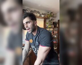 Facundo Antunes aka facundoantunes1 - 11-14-2024 OnlyFans Video - Recreando uno de los videos más aclamados del canal  Antes de irme a entrenar siempre