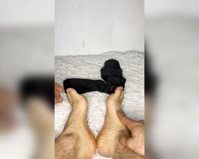 Facundo Antunes aka facundoantunes1 - 11-28-2024 OnlyFans Video - Video para mis FETICHISTAS de PIES  Aquí llegué del gimnasio y mis pies estaban sucios