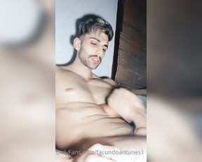 Facundo Antunes aka facundoantunes1 - 06-28-2020 OnlyFans Video - _Hoy les traigo un video tirando mucha lechita  y diciéndoles muchas cosas sucias  que