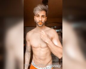 Facundo Antunes aka facundoantunes1 - 07-03-2020 OnlyFans Video - Llegue a mi casa muy caliente y no tuve mejor plan que tocarme y decirles muchas