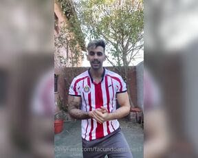 Facundo Antunes aka facundoantunes1 - 09-02-2020 OnlyFans Video - Bienvenidos a mi clase de fútbol Me encanta practicar por las mañanas y calentar mi cuerpo