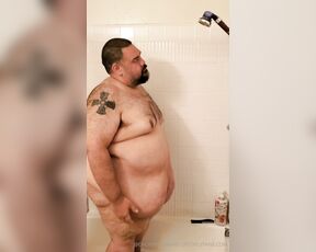 Alex H aka chubbycub8448 - 06-22-2024 OnlyFans Video - Shower time with my friend