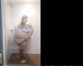 DrSpikeySinger aka drspikeysinger - 12-20-2022 OnlyFans Video - Checked into my hotel at Midwest Bearfest and I immediately took a shower