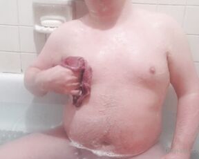 Slashman1 aka slashman215 - 02-11-2022 OnlyFans Video - Bathtime Enjoy Me Slowly Scrubbing Every Inch Of My Body Below The Neck