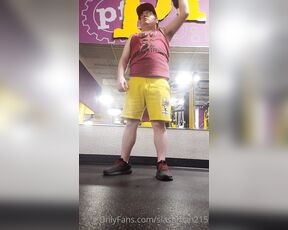 Slashman1 aka slashman215 - 07-27-2023 OnlyFans Video - Working Out At The Gym And Having Some Fun In The Locker Room After