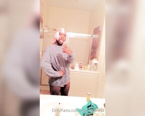 DamItsPhat aka thickertreat - 01-21-2021 OnlyFans Video - I like short shorts_3mvz