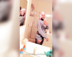 DamItsPhat aka thickertreat - 01-21-2021 OnlyFans Video - I like short shorts_3mvz