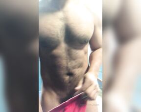 EduardoKV aka kv_eduardo - 03-13-2020 OnlyFans Video - Cambiándome en los vestidores