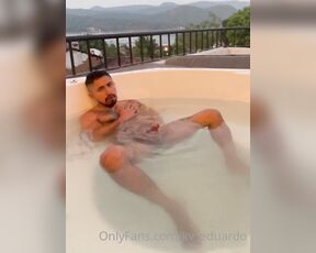 EduardoKV aka kv_eduardo - 04-24-2022 OnlyFans Video - Con ganas de hacerte el amor en mi jacuzzi