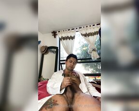 EduardoKV aka kv_eduardo - 06-15-2020 OnlyFans Video - Imagina que estás en mi consultorio y te debes de poner en cuatro para que explore