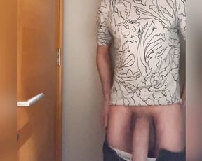 Biggest OnlyFans Twink aka biggesttwinkof - 09-15-2023 OnlyFans Video - I feel like my cock is growing everyday , by the way i can cum without