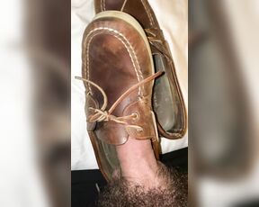 MASTER LUCCA aka masterlucca - 12-12-2019 OnlyFans Video - VERBAL DOM VIDEO SNIFF AND WORSHIP MY SPERRYS AND FEET Dont miss the end  Have