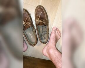 MASTER LUCCA aka masterlucca - 12-15-2019 OnlyFans Video - Part 2 _ VERBAL DOMINATION _ Smelly Sperrys and cum to worship