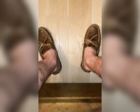 MASTER LUCCA aka masterlucca - 12-15-2019 OnlyFans Video - Part 2 _ VERBAL DOMINATION _ Smelly Sperrys and cum to worship